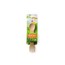 Load image into Gallery viewer, Spork inside colourful cardboard packaging. Packaging reads &quot;6m+&quot; and &quot;bambu kids spork&quot;
