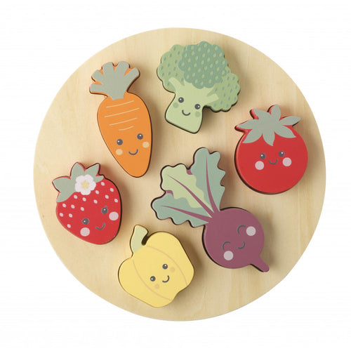 Round wooden board with 6 smiling, colourful fruits and vegetables (broccoli, tomato, beetroot, yellow pepper, strawberry, and carrot). 